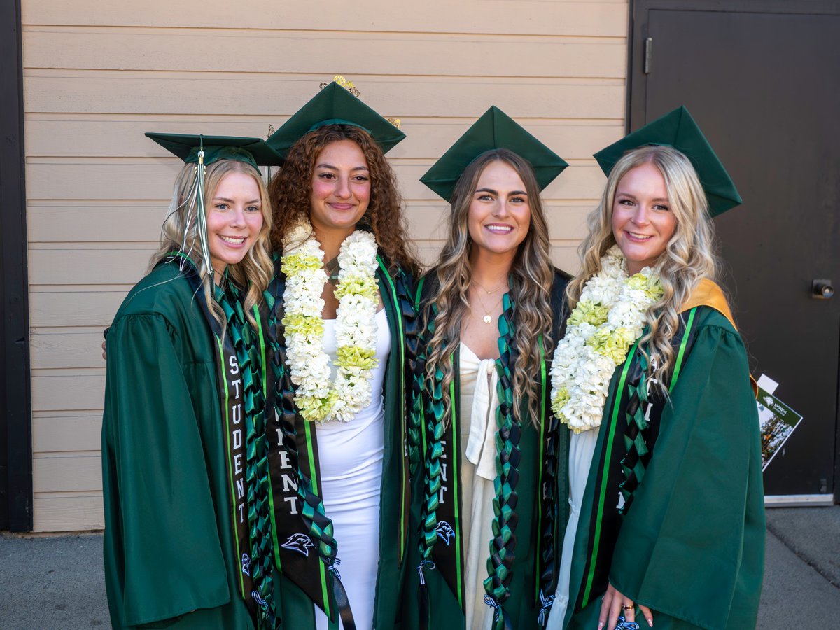 umpquacc's tweet photo. Graduation day was full of unforgettable moments! 🎓✨ We've shared a few highlights here, but there are many more photos to explore. Graduates, families, and friends can view the full gallery and download their favorites at the link below.

📸 https://t.co/X0sgQkVaWR https://t.co/SzuviwbiQf