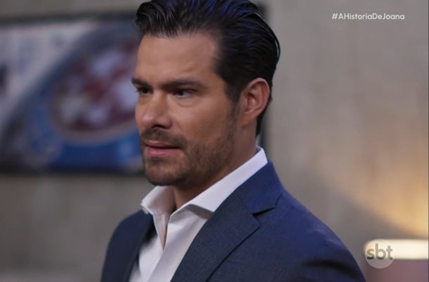 GabrieIRubio's tweet photo. Eu sei que você tem enchido a cabeça da Paula sobre a minha amizade com a Joana. 

#AHistoriaDeJoana https://t.co/7wHtbJigZo