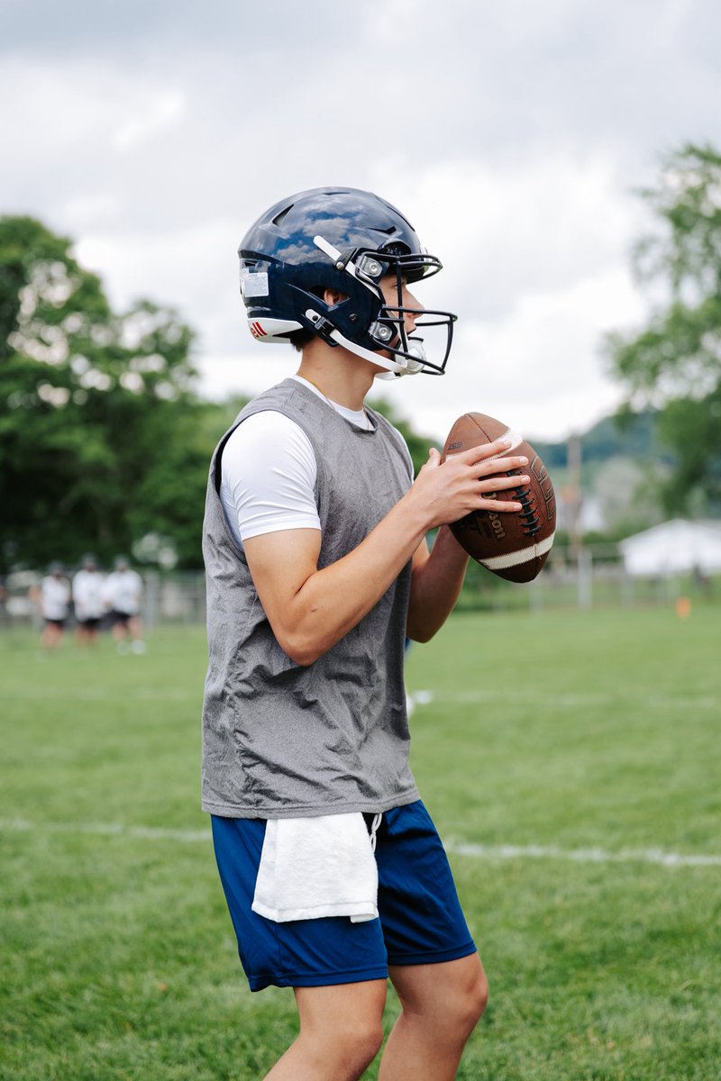 CarmMikesFB's tweet photo. Competition. Brotherhood. Work.

The Mikes took the field with AG and JM for 7 on 7 action, and our big boys made a statement by winning the Linemen Challenge.🏆💪

Summer reps Fall results.

TY @822_visuals  for the pics

#MikesFootball #TheStandard #SummerWork #MikesNation https://t.co/1pPaU4k2Ny