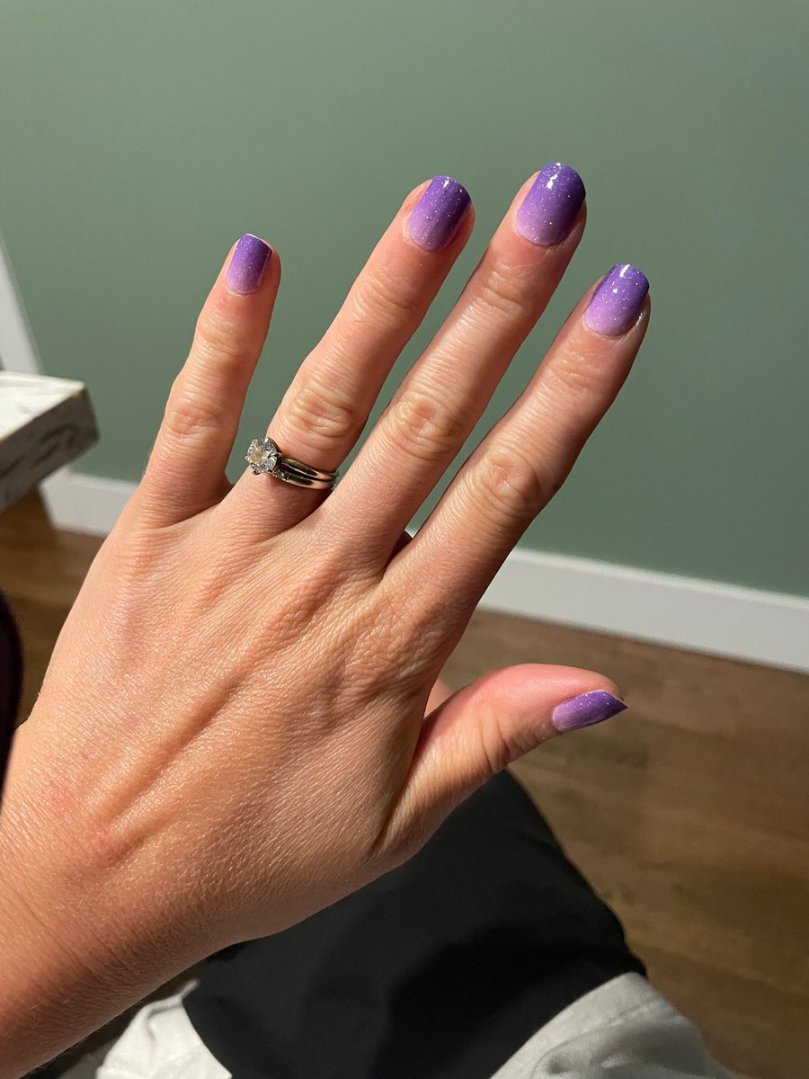 lilyfoxbeauty's tweet photo. Obsessed 😍
“Love this print. It’s so beautiful.” - Dina
Wraps = New Dawn
#lilyandfoxnails #NailWraps #NailArt #NailWrapsDesigns #NailWrapAddict #NailWrapsOfTheDay #NailWrapGoals #DIYNails #NailWrapLover #nails #nailsofinstagram https://t.co/W3OXskOL2m