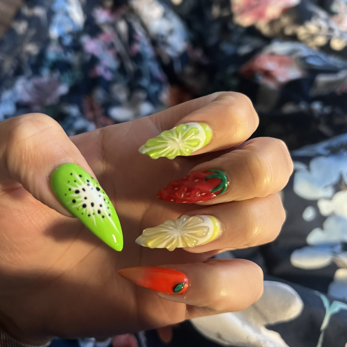 stanw0rthy's tweet photo. hello happy pride is anyone digging the fruit nails…get it…bc im gay…and fruity https://t.co/XbhrLoUEIA