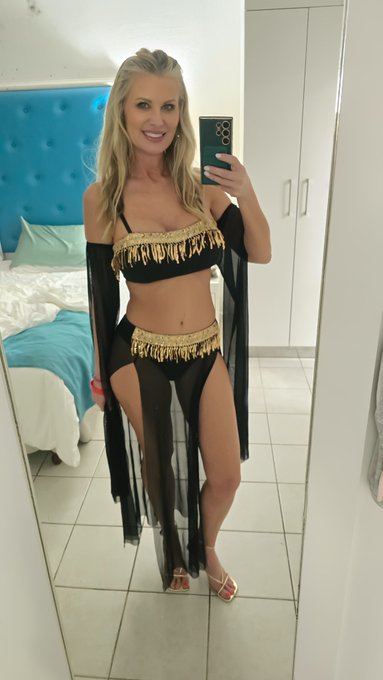 Mrs. Andi - I dream.... https://t.co/7rQAsoRlRk