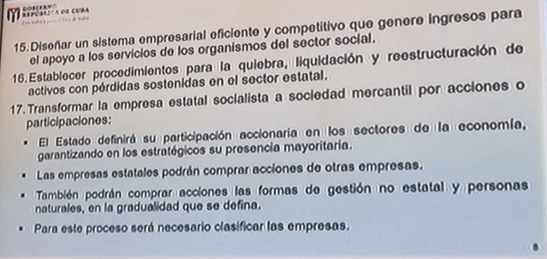 pmmonreal's tweet photo. 1/2 En una rápida lectura de las 176 medidas, me encuentro con la #17 (vender acciones de empresas estatales a formas de gestión no estatales y personas) e inevitablemente pienso en el “capitalismo de amiguetes” de la transición rusa https://t.co/Vo2dvryb3p