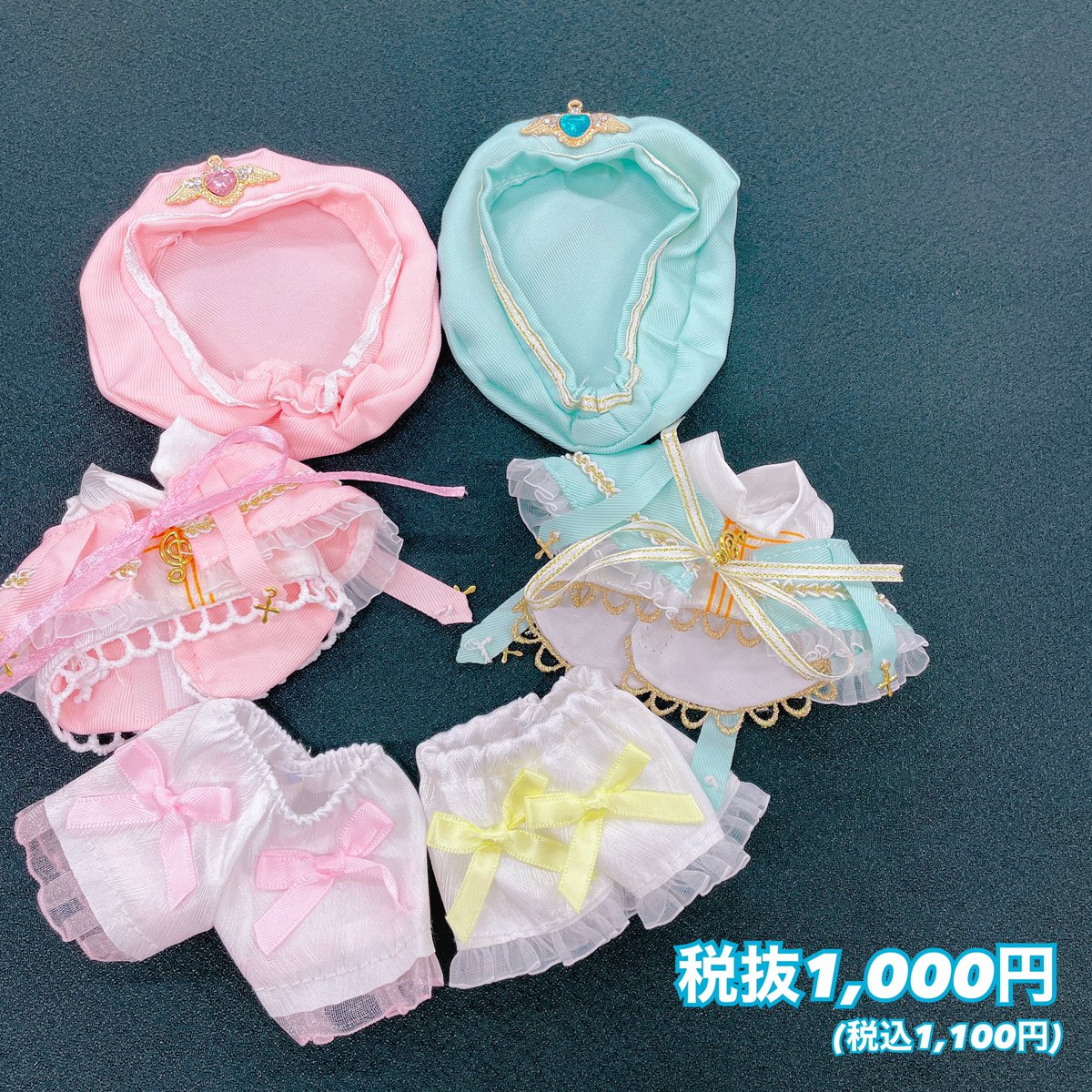 kb_ikb_material's tweet photo. 【商品紹介】
『聖歌隊風 ぬい服』
が入荷いたしました✝️

・ピンク
・水色 の2色展開です🩵🩷

◎天使のような歌声の推しや
ピンク・水色がイメージカラーのペア、カプ、シンメのキャラクターにも…！！

#kbooks #推し活館
#ぬい服 #推し活 #ぬい活 #オタ活 https://t.co/WPNqHQHsSR