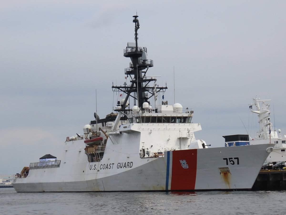 アメリカ沿岸警備隊バーソルフ級カッター「ミジェット」(USCGC Midgett