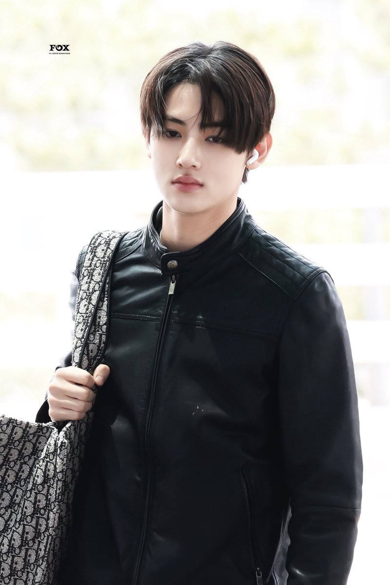 FOX_090113's tweet photo. 260619 ICN🛫

#CORTIS #코르티스 
#SEONGHYEON #성현 https://t.co/GRb52EflG6