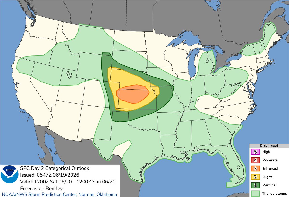 NWSSPC's tweet photo. 12:49am CDT #SPC Day2 Outlook Enhanced Risk: For portions of the central Plains. https://t.co/Y1WiOd8m1i https://t.co/lDKBxRzgCU