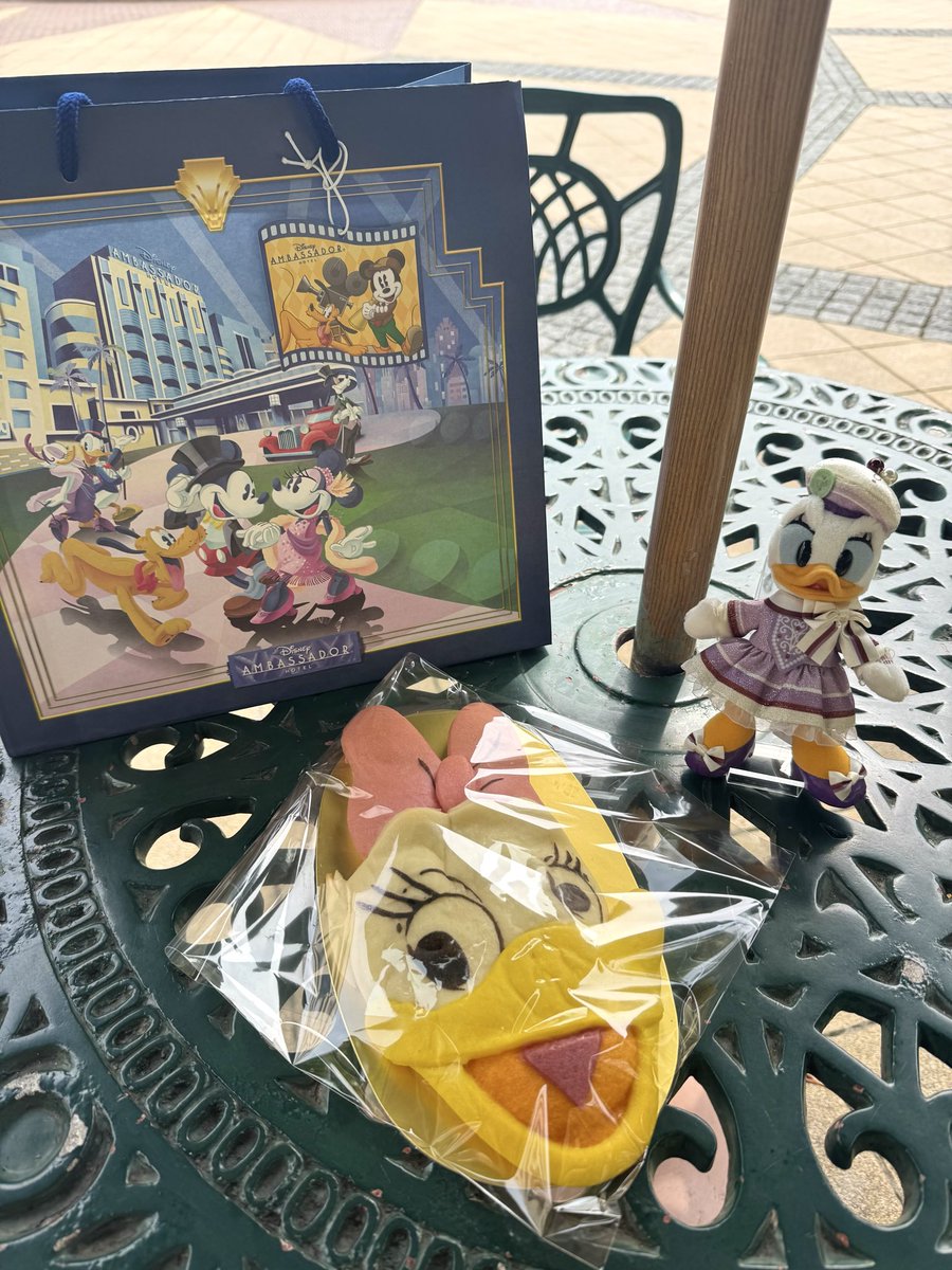 AyaAshAriel's tweet photo. HSMリバイバル上映見にきたけど、ピアリが曲からHSMで幸💞
とりあえずスペブレ貪り食いながらドキドキ https://t.co/upALdxtCk4