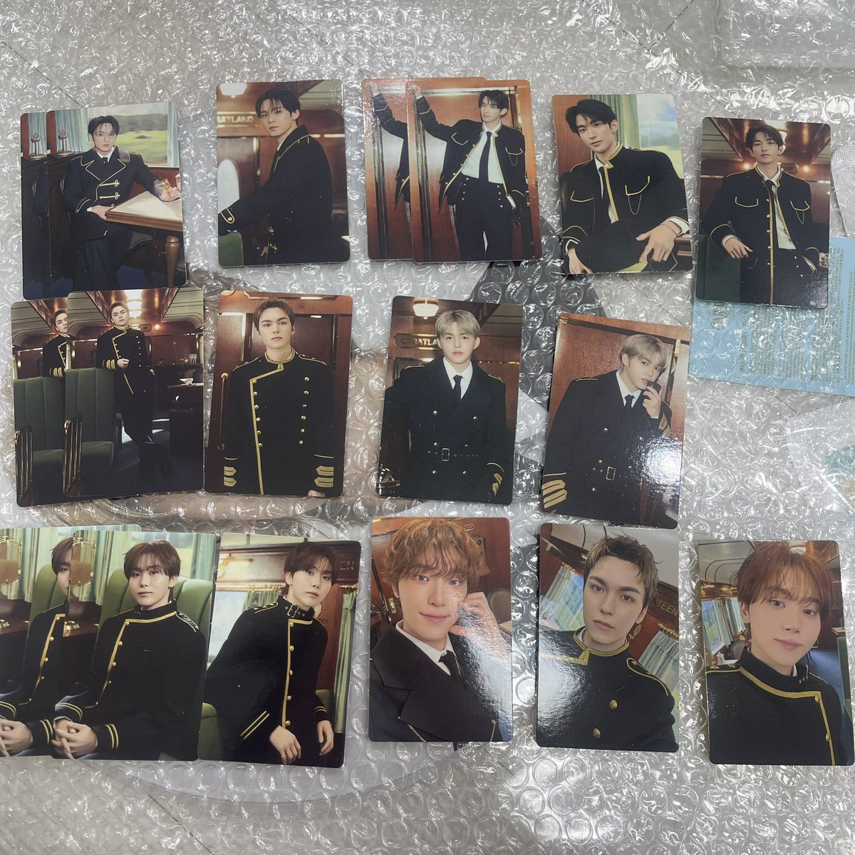 JunSummerW's tweet photo. SEVENTEEN セブチ CARAT LAND 2026 ケレン  ファンミ　トレカ 買取 交換

セルカ求めております
n:1可能です
譲】画像1
エスクプス　ミンギュ ドギョム バーノン ディノ　スングァン　

求】画像2  ジュン

会場/25日から郵送
よろしくお願い致します♪ https://t.co/Yw5z8ssw5c