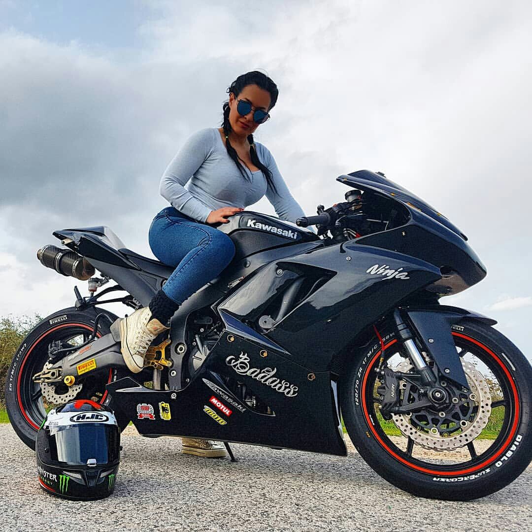 みらいです❣️ Kawasaki Ninja #BikerGirl 📷 IG: mariza_zx