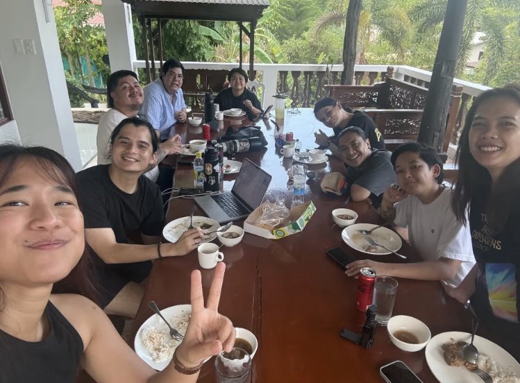 xndralle's tweet photo. omg, nasa bb house ulit sila🥺 https://t.co/newudvnkWE