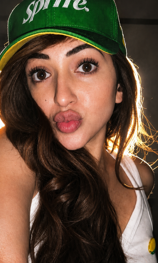 iam_chamira's tweet photo. Brand owner: Madam, at any cost, our sales should spike up..
Leela: Don't worry I got this.. 
She casually flaunting her lips and face promoting them.. 
How can we believe that she doesn't know what her fans admire 🔥🔥🔥 #sreeleela https://t.co/tqxWDhdR4i
