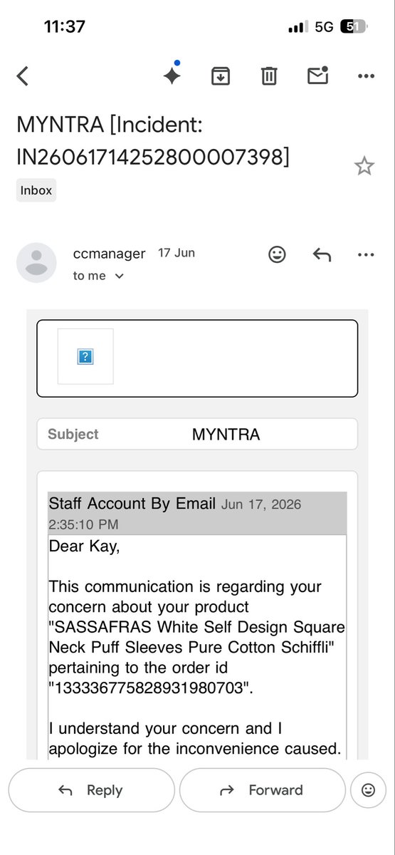 kumudstomar's tweet photo. @myntra @MyntraSupport one girl reached out to me over a call
However hasn’t given me any resolution so far. How will I take it ahead now? Been more than 3-4 days that I’d been following up. @jagograhakjago https://t.co/6d5lLWgEay