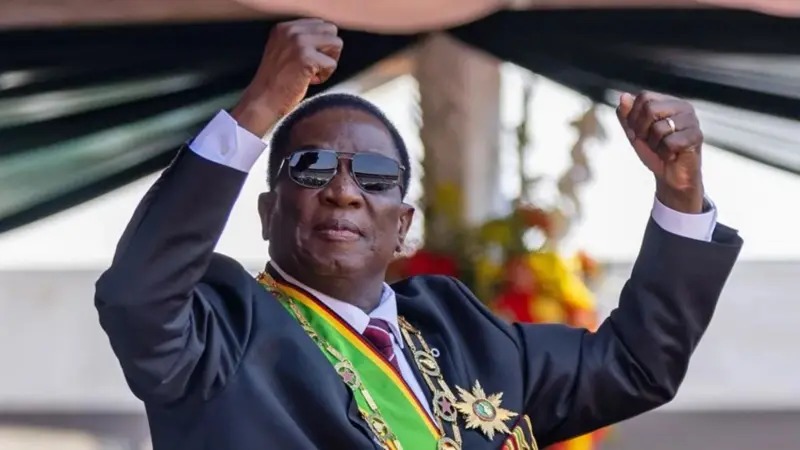 bbcgahuza's tweet photo. Zimbabwe: Abashingamateka bashigikiye integuro yo kwongerereza Perezida ikiringo ku butegetsi

https://t.co/VruWJZsleF #Zimbabwe https://t.co/ZUGionyXWP