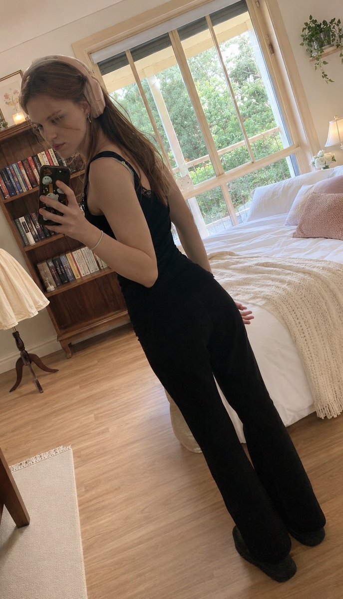 AngelHeartz111's tweet photo. Want my first tattoo who is funding xx

Findom paypig beta goddess brat https://t.co/44xh7oH7eM