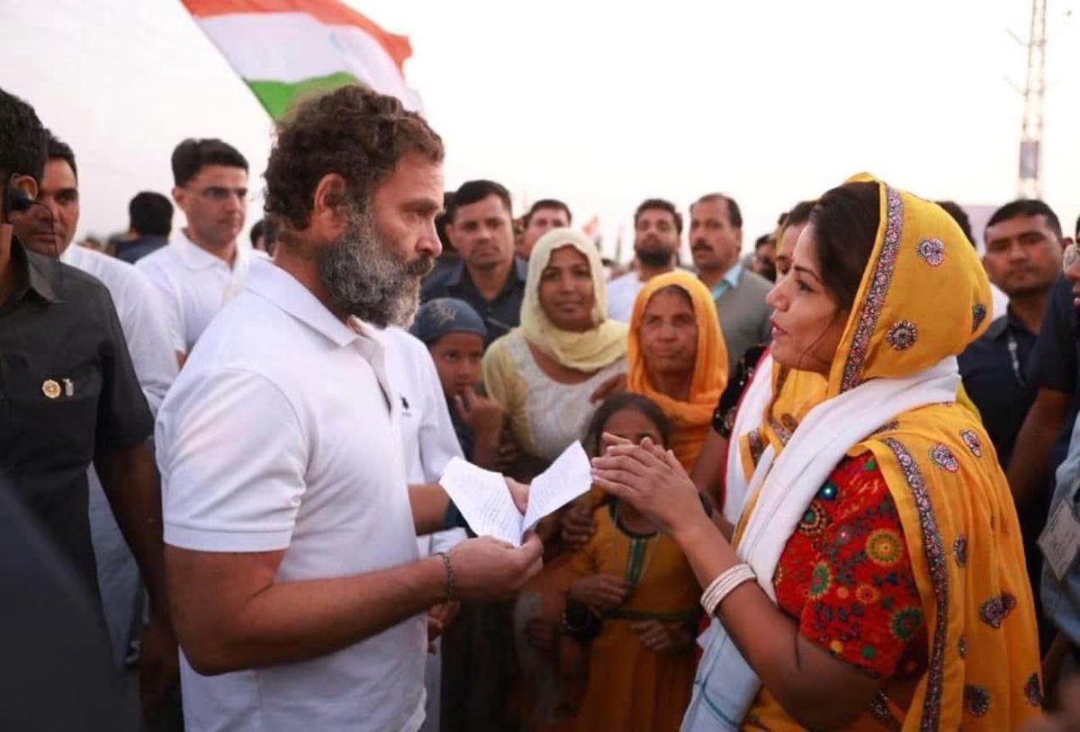 Rajeshwari_Mina's tweet photo. नेता प्रतिपक्ष श्री @RahulGandhi जी को उनके जन्मदिवस पर शुभकामनाएं प्रेषित करती  हूँ ! आप सदैव जनता की आवाज को बुलंद करते रहें, मैं ईश्वर से आपके स्वस्थ, खुशहाल एवं दीर्घायु जीवन की कामना करती हूँ। https://t.co/bzwynXIuM0