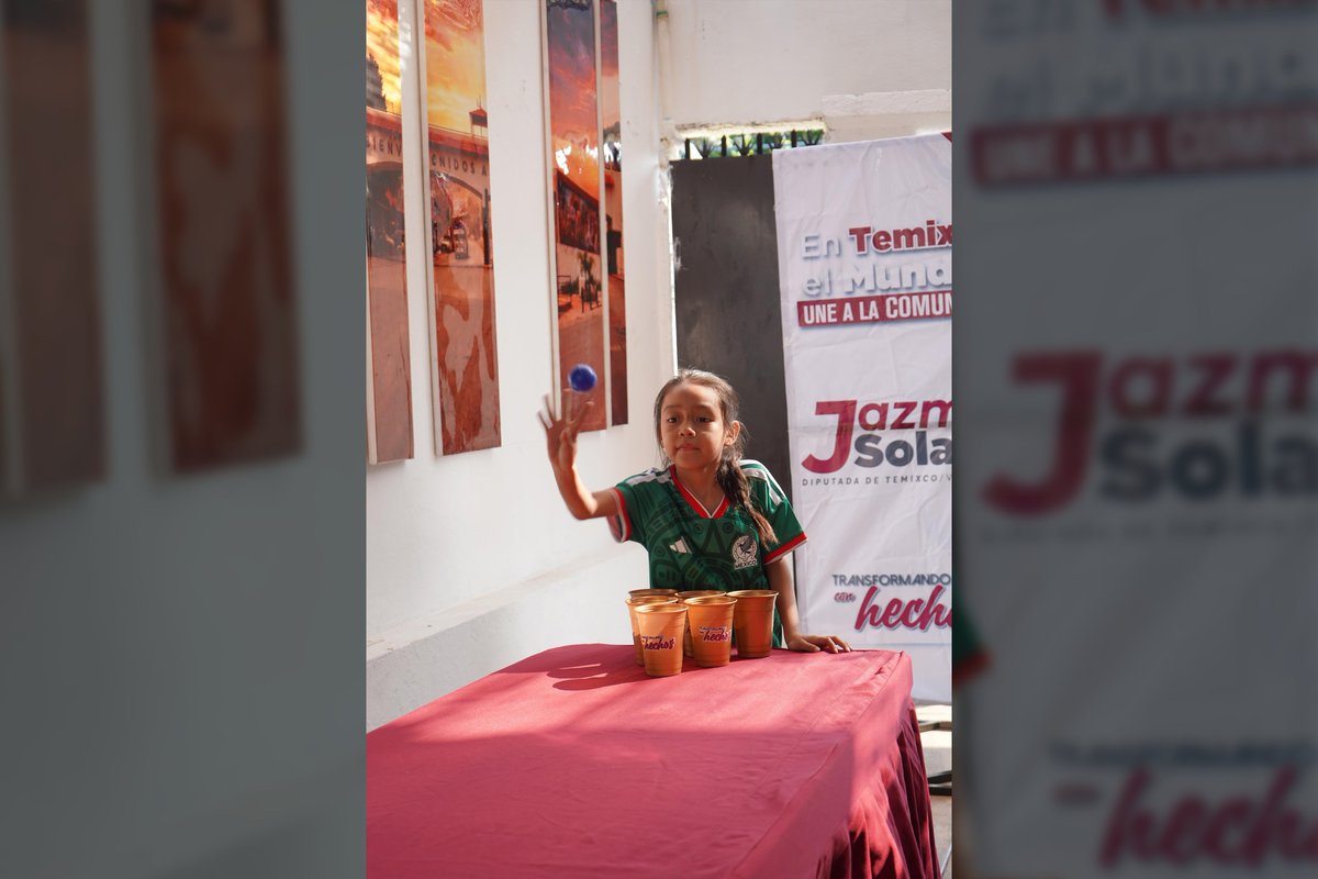 _JazminSolano's tweet photo. ⚽🇲🇽 ¡En Temixco, el Mundial une a la comunidad!

La emoción está al máximo mientras nuestra Selección Mexicana disputa su segundo encuentro mundialista. Previo al partido, familias de nuestro municipio se reunieron para vivir una jornada llena de alegría, convivencia y espíritu futbolero.

#Mundial2026 #VamosMéxico #Temixco #FiestaMundialista #EnTemixcoElMundialUneALaComunidad #TransformandoConHechos