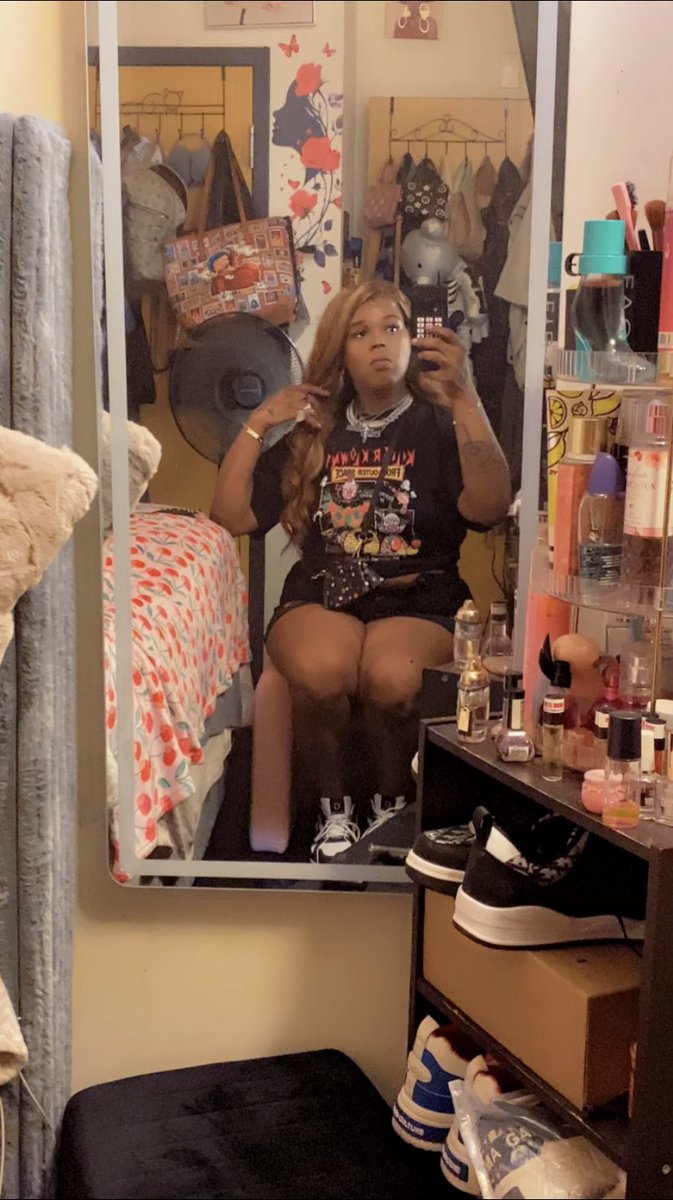 throatfreak69's tweet photo. I Can Do Bad All By Myself 💋❤️🎸🥰#KnowDat 🔥🔥New Body Alert 🚨 I just want a King who know how treat a Queen 💯😘💕#SumReal 😛🥵🫶🏼 https://t.co/wQuHTqtmlR