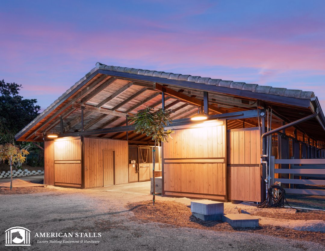 AmericanStalls's tweet photo. Each Barn Door is skillfully welded, prepared, and then powder coated in any color to achieve your desired look. We use the highest-quality steel to ensure your barn doors look beautiful and can withstand both horses and the elements.

#BarnDoors #MadeintheUSA #Equestrian https://t.co/fTvJ8UFXTl