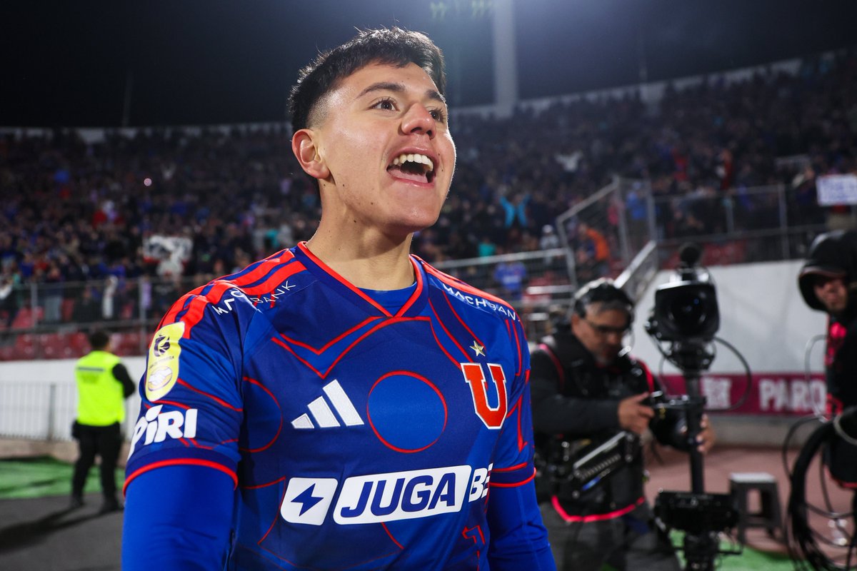 udechile's tweet photo. ¡Tremendo gol, Nacho! 🤘🏼

#UdeChile 2️⃣-0️⃣ #OHiggins
#VamosLaU 🔵🔴 https://t.co/FEbFmvNF8f