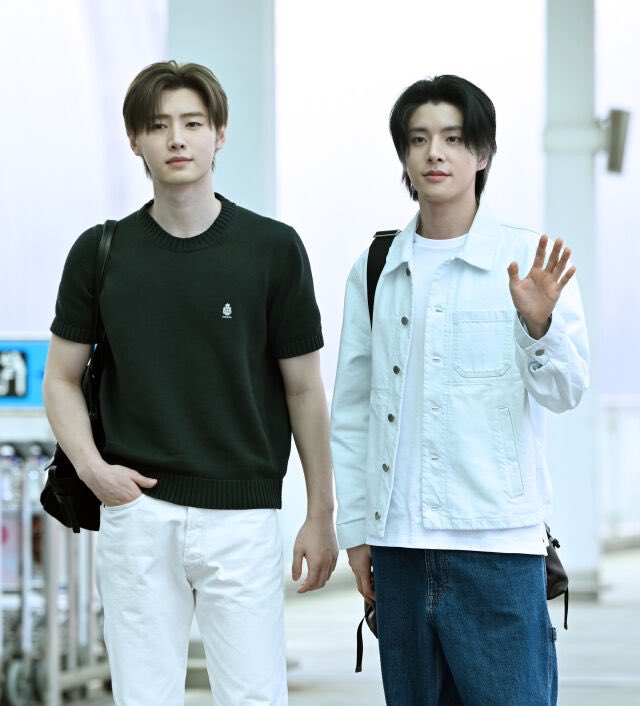 maywimols's tweet photo. 🫸🏻🙂‍↔️🫷🏻🤟🏻🤟🏻🤟🏻🤟🏻🤟🏻 https://t.co/MCFe6wNBWc