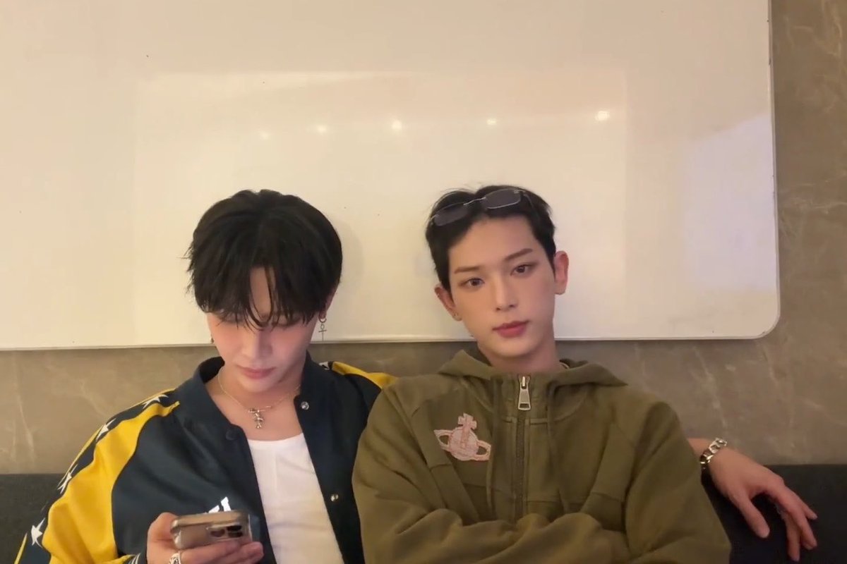 ilyantons's tweet photo. the way i’m Sickkk https://t.co/C8s5lsNMP3