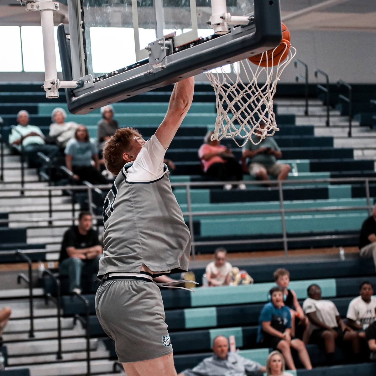 mosesk225's tweet photo. Benton Wheeldon (@BentonWheeldon ) continues to show why he is one of the young names to know in Kentucky basketball. The 6'3 2029 standout is already cracking the starting lineup for a Logan County team loaded with talent, and he never looks overwhelmed by the moment. In a roster full of proven players, Wheeldon still found a way to make his presence felt and impact the game.

The young guard finished with 12 points and 4 rebounds in the win over Barron County, bringing confidence, toughness, and steady production whenever his number was called. What impressed me most was how comfortable he looked competing against older players. He played within the flow, made good decisions, made shots, and continued to show that he belongs on the floor. Logan County has plenty of weapons right now, but Benton is proving the future is already starting to arrive.
@NextUpRecruits @JosephDecker23 @BigBlueDylan 
@gregkeown23