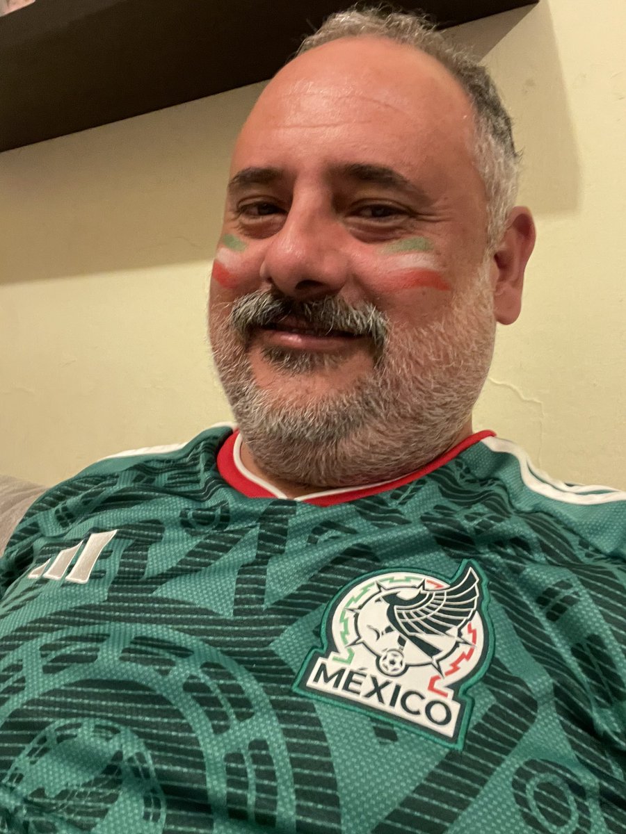Аrturo Adrián tweet media