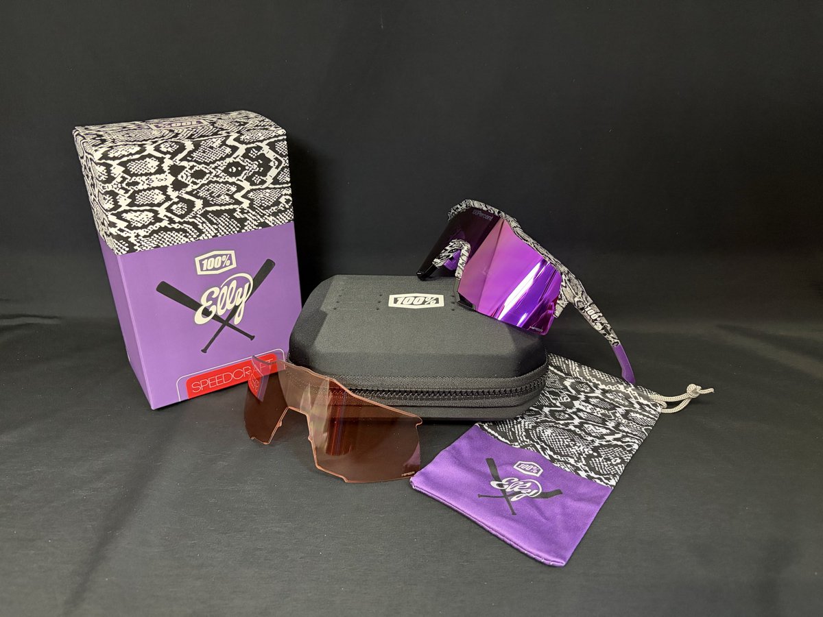 info42648043's tweet photo. 100%新製品入荷‼️
SPEED CRAFT
【Elley 3】
White Venom(HiPER Dark Purple Miror Lens)
価格:税込定価46,200円→すみれ価格は…
ワンハンドレッドは大阪No.1の販売数と品揃えのすみれスポーツでお求めください
#すみれスポーツ #speedcraft #100percent #ワンハンドレッド投稿 #39900 https://t.co/YKIGDhwIQh