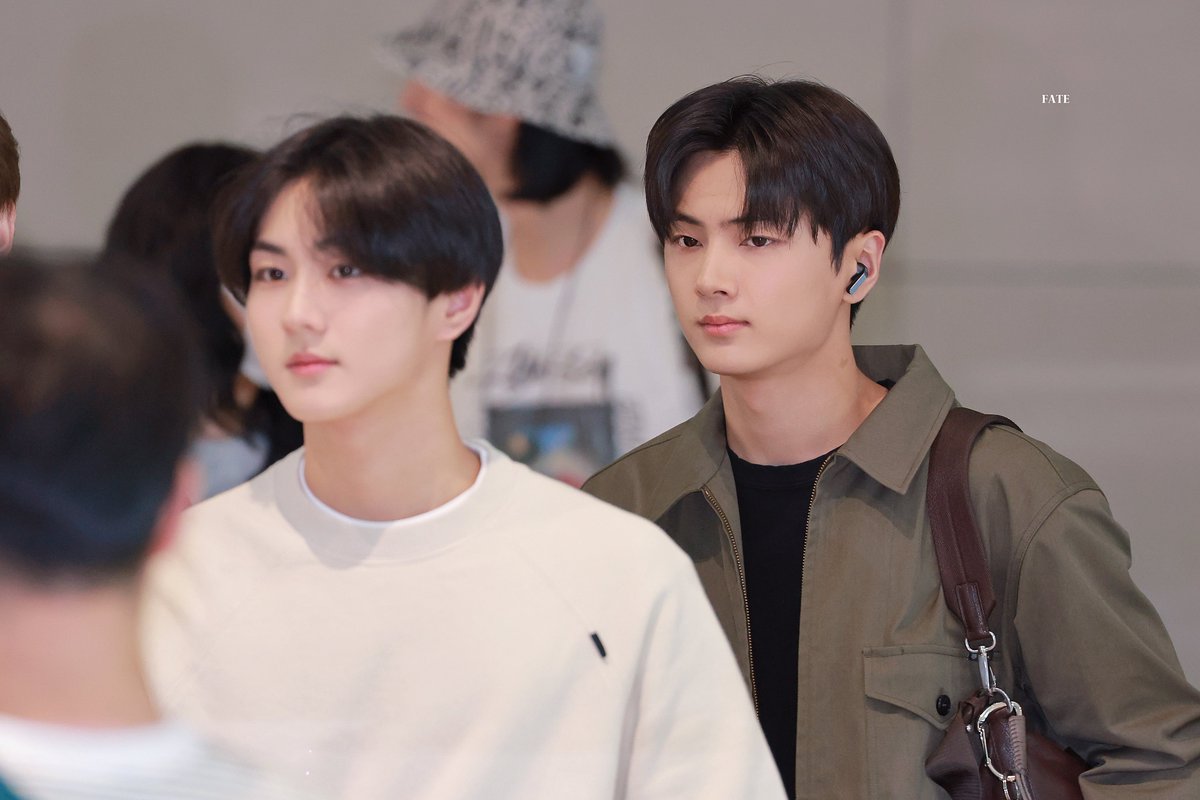 FATE181002's tweet photo. 260619 ICN #야옹즈 #JAYWON #엔하이픈 #ENHYPEN https://t.co/ElfVXIX5bi