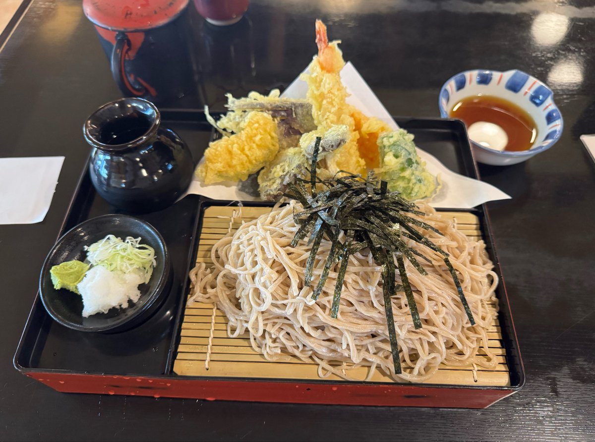 abyssP's tweet photo. 長野の草笛で蕎麦 https://t.co/xelRSjHZiN