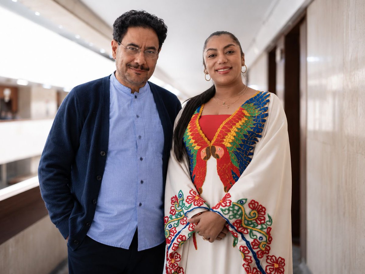 NanaTorres27's tweet photo. El diablo los junta...La indígena ladrona y el guerrillero moribundo MARTHA PERALTA a la cárcel https://t.co/t9w1xwdVnW