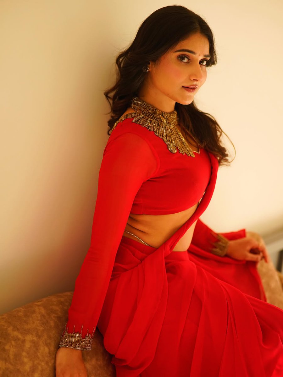 actresswoods's tweet photo. Prisha Singh ♥️😍
#Prisha #PrishaSingh https://t.co/67KgMSBtfL