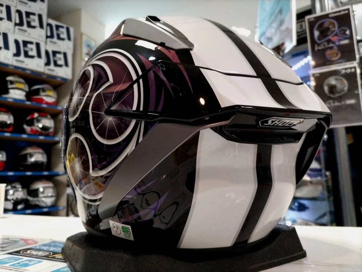 SHOEIのレーシングヘルメット X-FIFTEENカガヤマ が入荷しました
