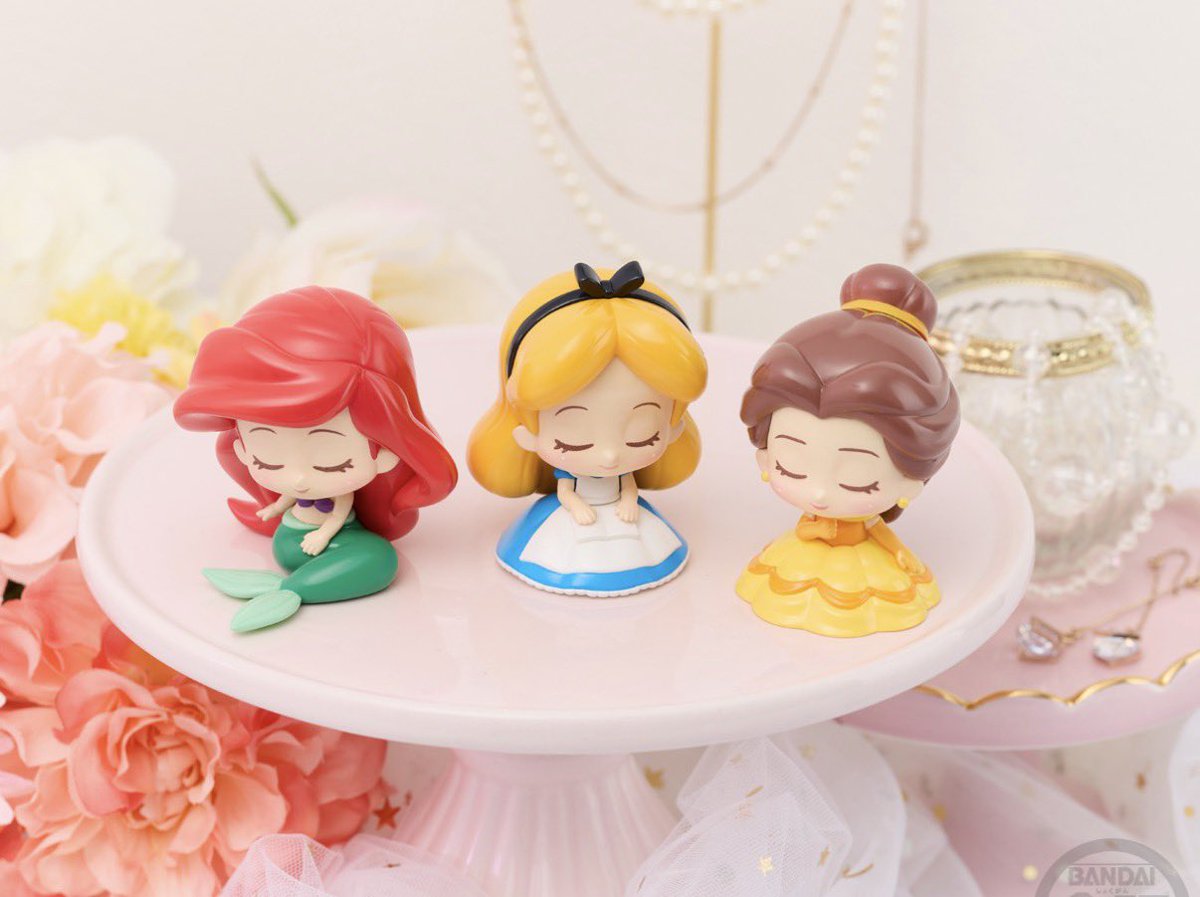 japancapsuletoy's tweet photo. 【Disney Characters lumipotte】 
12月発売の食玩。
https://t.co/xUYr2wliQm #pr

※全6種・税込550円 https://t.co/IDn8a2Z4ig