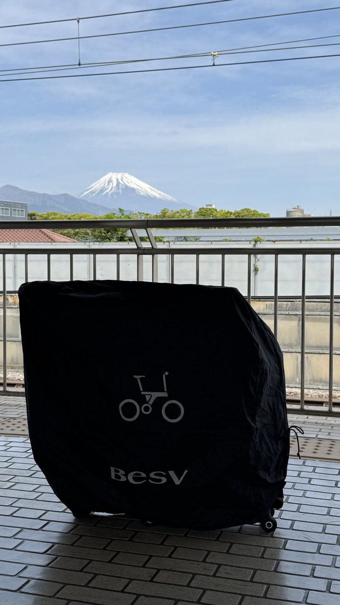 besvjapan's tweet photo. ━━━━━━━━━━━━━
BESV PEDALS & ART
静岡 三島でアート探し編
━━━━━━━━━━━━━
今回は折りたたみebike PSF2と共に
静岡 三島へ🗻
市内を走行する中、
偶然出会えたアート作品を
撮影していくことにしました📸🚲
#BESV #ベスビー #PSF2 #静岡 https://t.co/wA0SnHdl6x