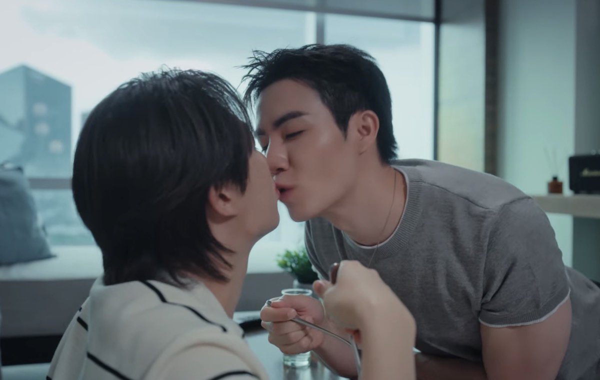 NISA_PHU's tweet photo. คนไทยเป็นอะไรกับคนเก่ามากป่ะ
กู: มากกกกกกกกกกกกกกกกกกกกกก 🤯🤯
#คุณผู้โดยสารถ่านไฟเก่าseries
#zeenunew https://t.co/GFlqiPRBob