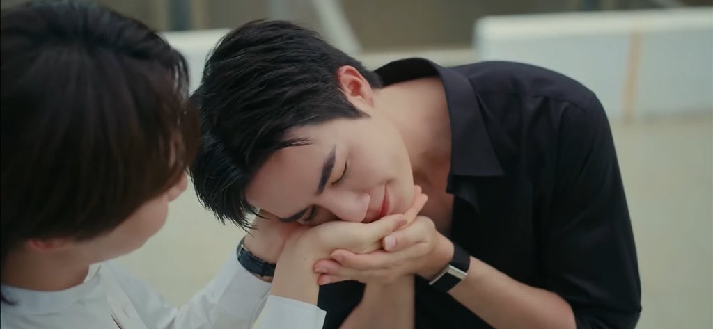 NISA_PHU's tweet photo. คนไทยเป็นอะไรกับคนเก่ามากป่ะ
กู: มากกกกกกกกกกกกกกกกกกกกกก 🤯🤯
#คุณผู้โดยสารถ่านไฟเก่าseries
#zeenunew https://t.co/GFlqiPRBob