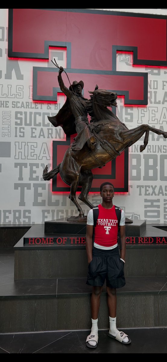 Bjsmith_2031's tweet photo. Thank you to Texas Tech for having me today and allowing me to display my skill set and talents. After having a good camp  and having Coach McGuire tell me he will be watching La Vega athletes was motivation and a really good feeling. https://t.co/gjYt44yyWE