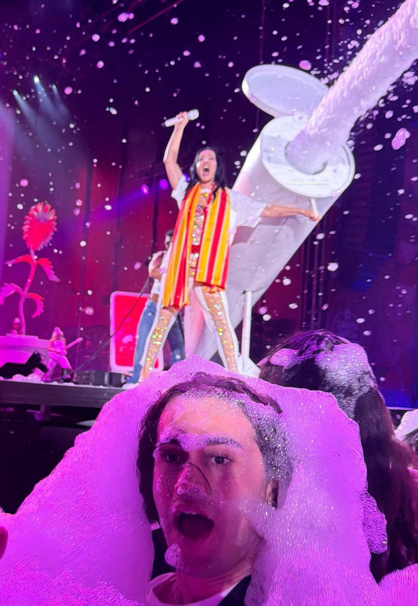 ryan_marthaller's tweet photo. Some things never change @katyperry 🥹🔥 https://t.co/D37skFpqFk
