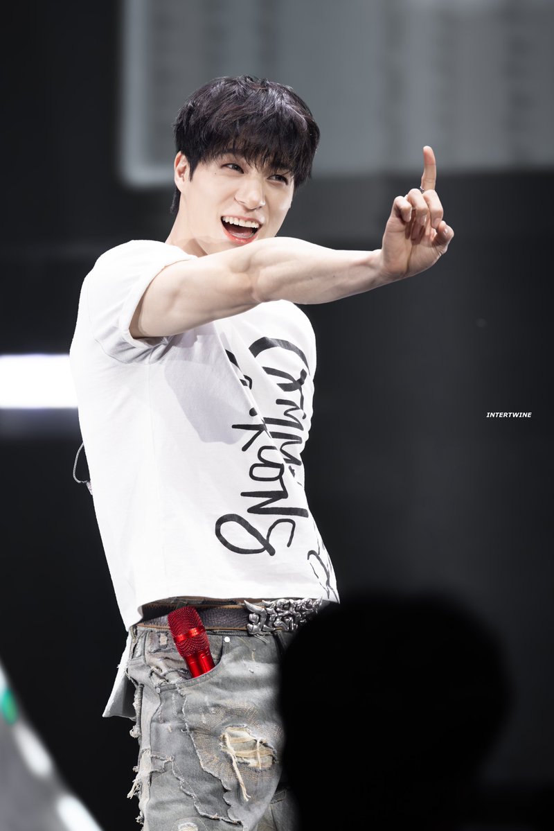 INTERTWINE2313's tweet photo. 260614 JNJM DUALITY Seoul

#제노 #JENO https://t.co/7kA3hGfwb2