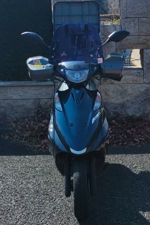 jidoushatounan's tweet photo. 【バイク盗難情報】神奈川県座間市座間入谷でスズキ アドレスV125Gの盗難被害がありました！
近隣の方はご注意ください！

■車種：スズキ アドレスV125G
■日時：2026年6月11日
■被害場所：神奈川県座間市座間入谷
■ナンバー：座間市 B 1632
■特徴：社外マフラー、風防、ハンドルカバー、リアにボックス付き

■オーナー（投稿主）6月11日深夜1時頃、座間市入谷の住宅でワンツー盗まれました。 見かけた方は連絡欲しいです。
■オーナー（投稿主）連絡先：（Threads）@ kake_21_

詳細URLと拡散用動画はリプ欄です
拡散希望、ご協力お願いします！