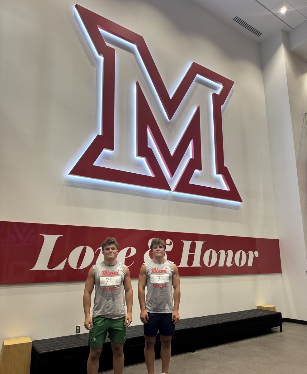 ChaseTonon's tweet photo. Blessed to receive an offer from Miami Ohio! 
@CoadyKeller1 @DBCoachWhite @CoachZaneRies @Martin_Miami_HC @CoachBrechin @aylward_johnny @CoachPlum_ @drew15martin @CoachBecker_MU @CoachJosephs_ @LoganHallSC @MingoKarson @bishops_fb @DAWGHZERECRUITS @TomLoy247 @SWiltfong_ @Andy_Villamarzo
@adamgorney @BrandonHuffman @ChadSimmons_
