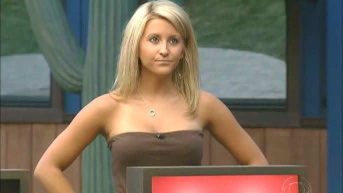 bigbrothermega's tweet photo. Add Jessica to the list of most underrated players. She for sure would have won if wasn’t for Americas player. And even Evil Dick lowkey respected her and never went after her personally like he did with the others #bb28 https://t.co/czMsItmNqk