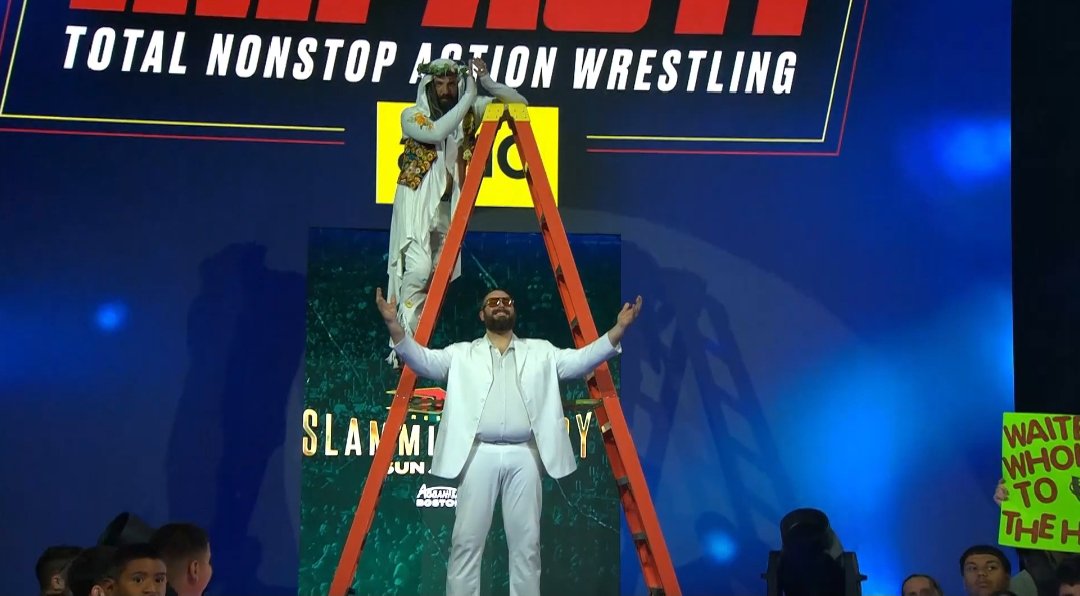 LaPipeBomb's tweet photo. The Righteous cierra el show con una estampa aterradora, muero por verlos campeones

#TNAiMPACT https://t.co/aVu2Gymot1