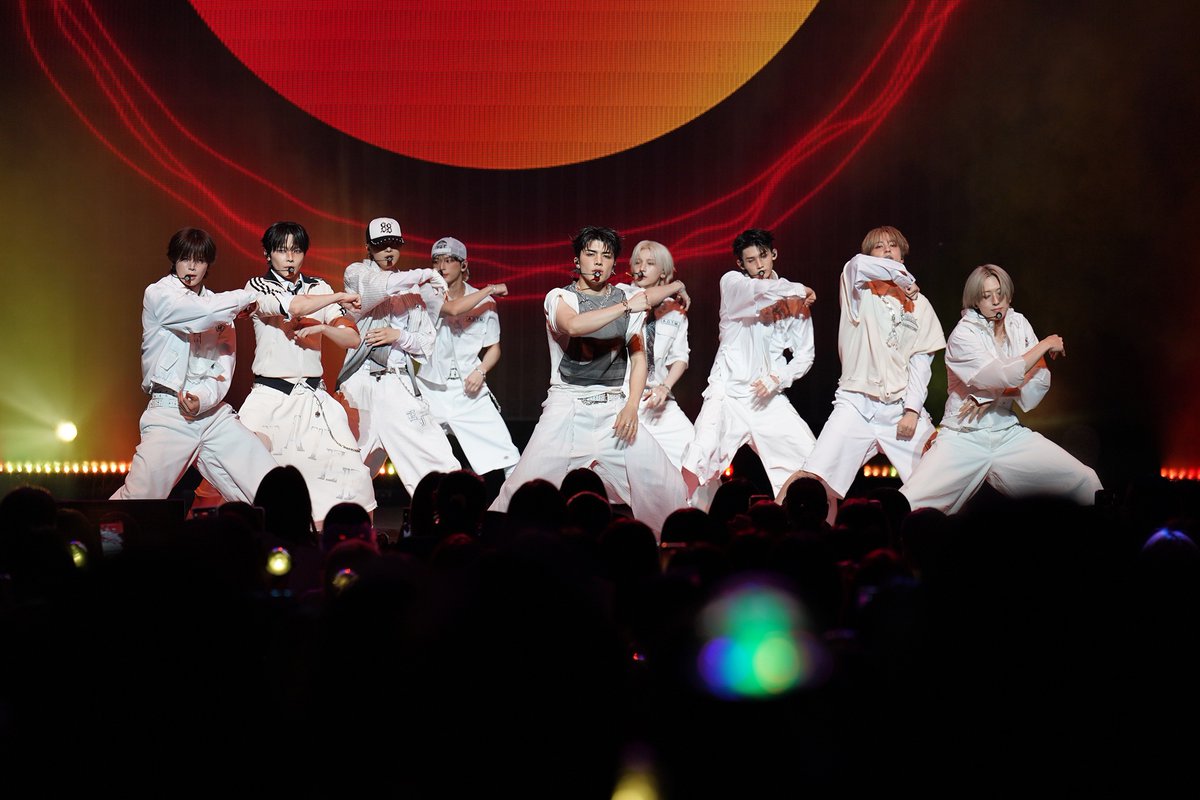 Kstyle_news's tweet photo. ＆TEAM、日本初開催「Global Citizen Live: Tokyo」にヘッドライナーとして出演！

ダイナミックなパフォーマンスで会場を熱狂の渦に🔥

▼「より良い未来のために変化を」と力強いメッセージも
https://t.co/Thwan03ajp https://t.co/A6PpWwpjei