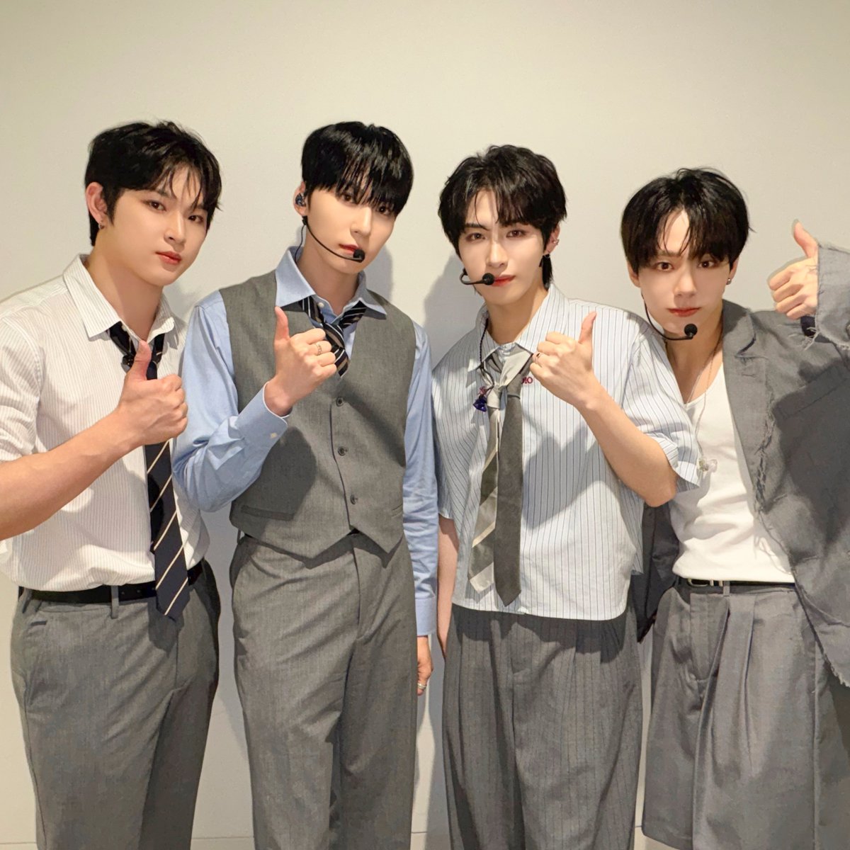 noix110's tweet photo. 버즈리듬 원어스 😍😍
제발 나에게 당장 와줘🫶🫶🫶🫶🫶🫶🫶🫶🫶🫶 https://t.co/NVjfDEGrpb