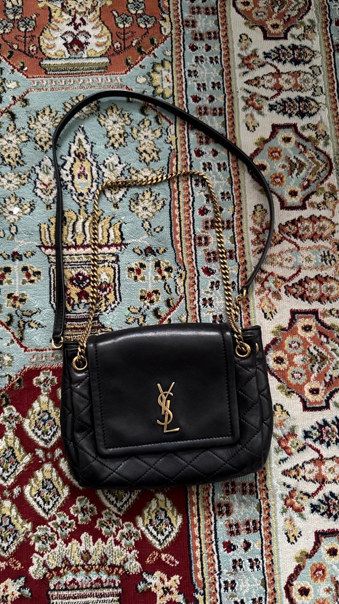 BalqisMeor's tweet photo. And this one juga. 

RM4.3k https://t.co/wjjASnJNyu