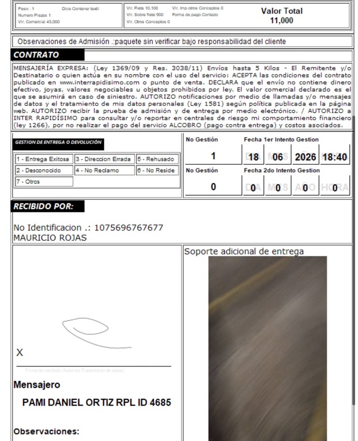 flormillan902's tweet photo. 💔 @Interrapidisimo, no sé dónde está mi paquete.
Envié prendas valoradas en $300.000, fueron registradas por $45.000. Al destinatario nunca lo llamaron, la persona que aparece como receptora tiene un  documento que no parece válido y la evidencia de entrega es una foto borrosa. https://t.co/gRP8XpVi8g