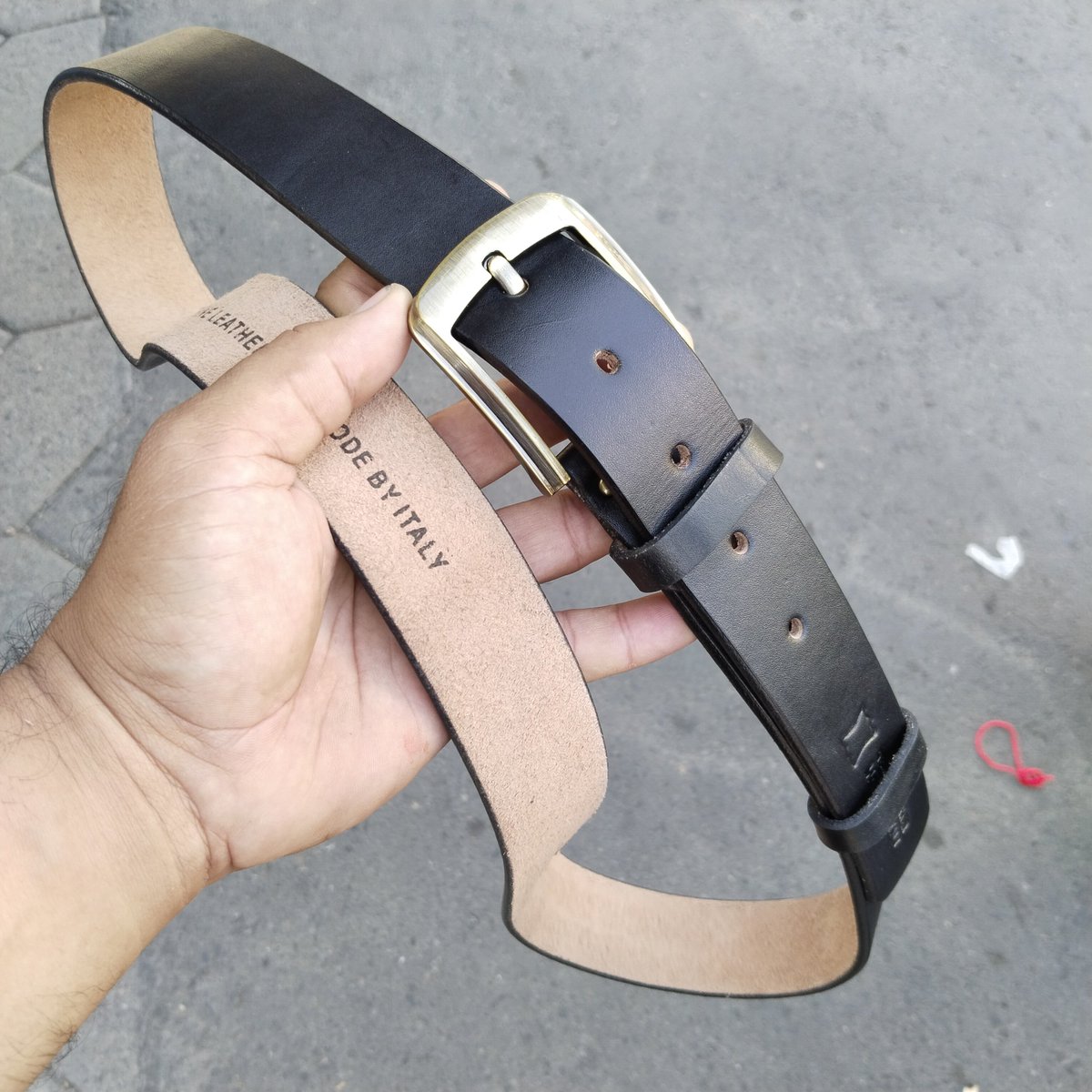 demak625's tweet photo. Full kulit tanpa lapisan
Lebar 3,5 cm
Panjang 130 cm
Harga 99 ribuan saja

Sabuk jumbo
WA 08991600005 https://t.co/jyrKjLxSUw